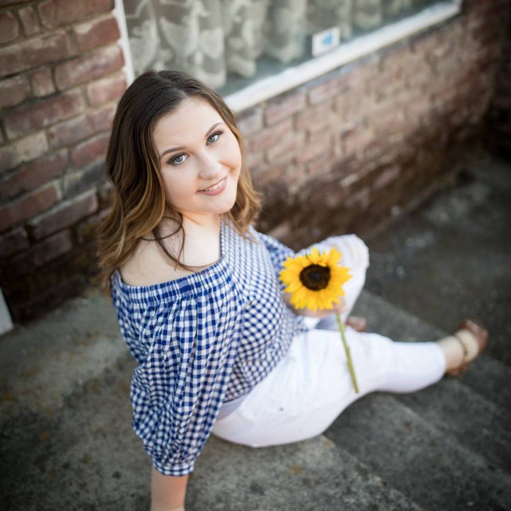 Meet your Posher, Abby